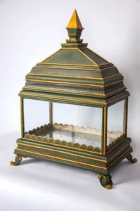 How Victorian Homes Used Wardian Cases